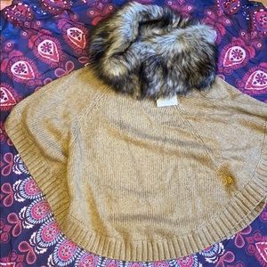 Detachable first neck MK poncho sweater